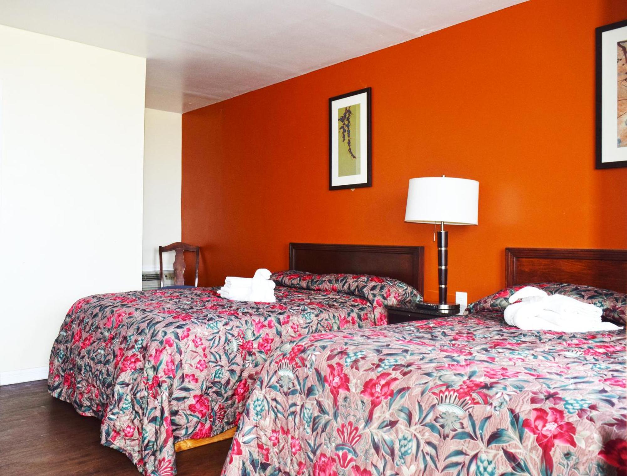 Double Room with Two Double Beds