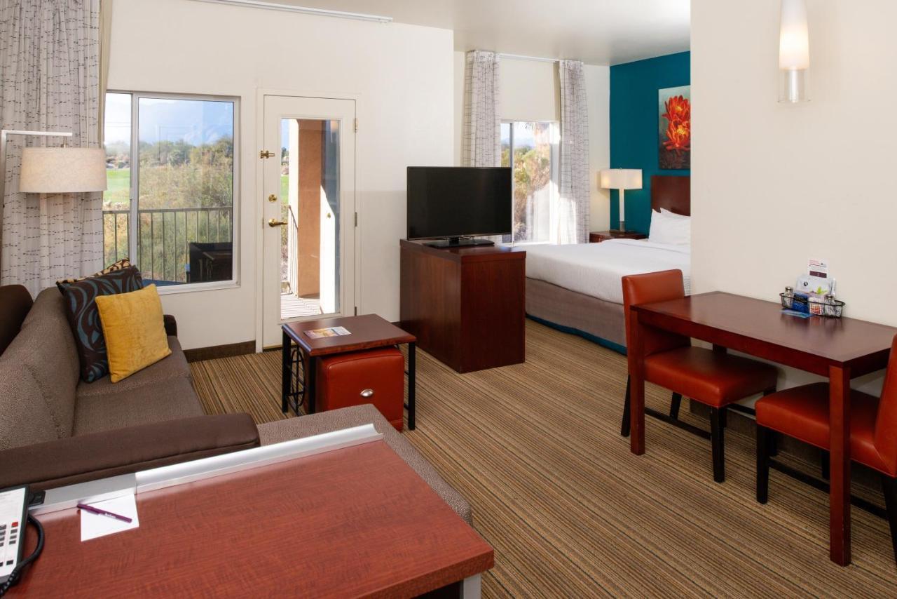 King Studio with Sofa Bed,  Golf View and Balcony
