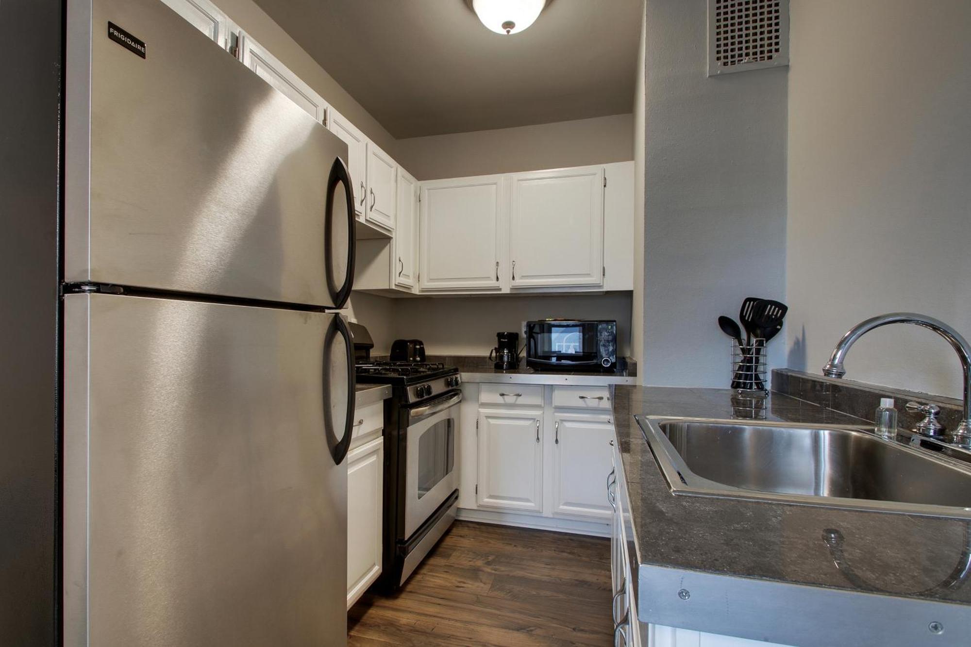 One-Bedroom Suite