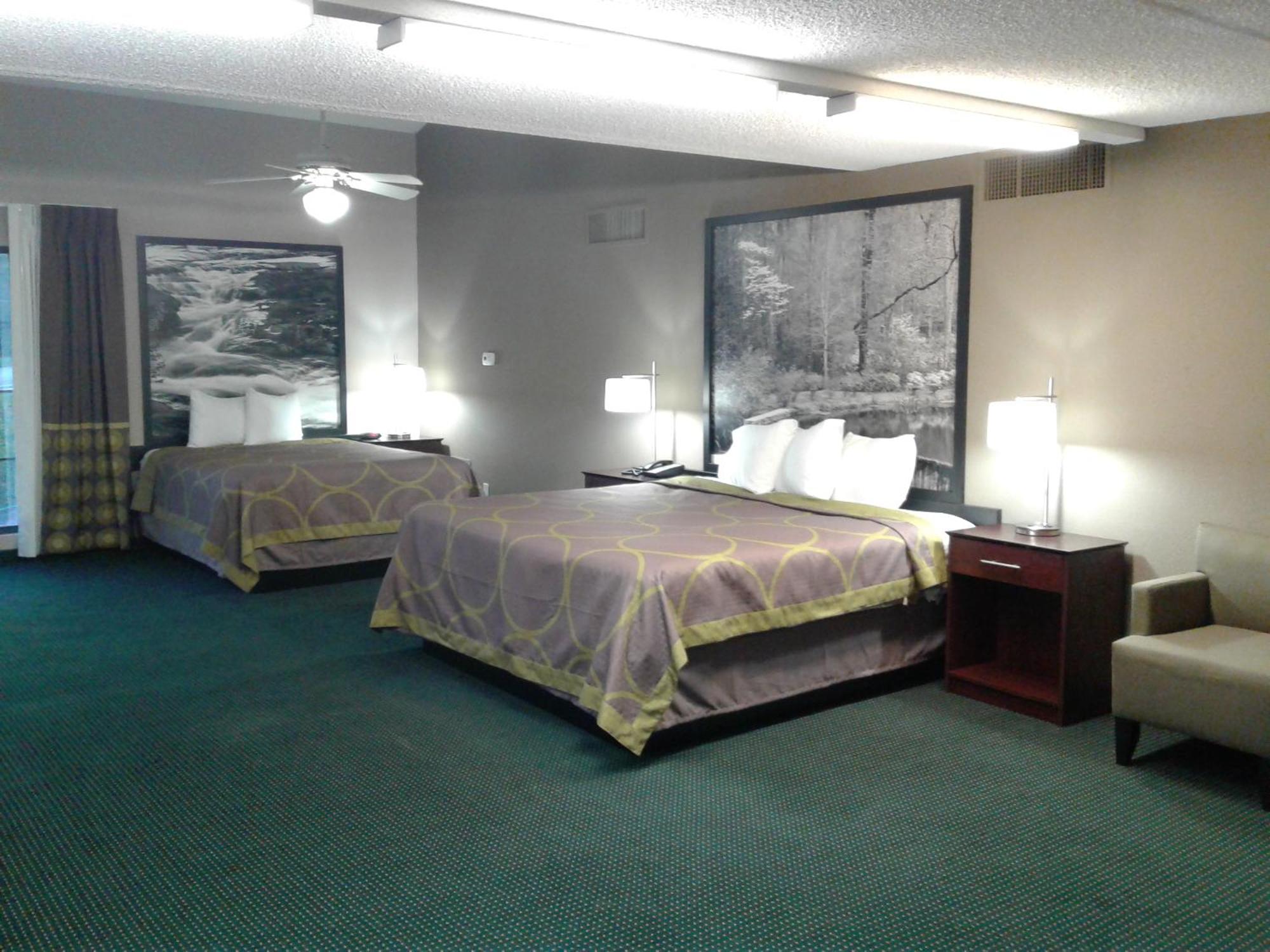 King/Queen Studio Suite - Non-Smoking