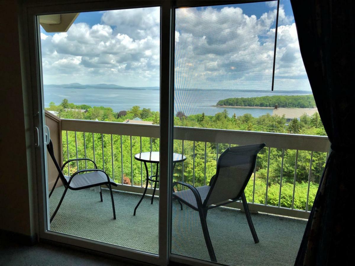 Standard Queen Room with Ocean View and Balcony, 2 Queen Beds (2nd Floor NON-PET)