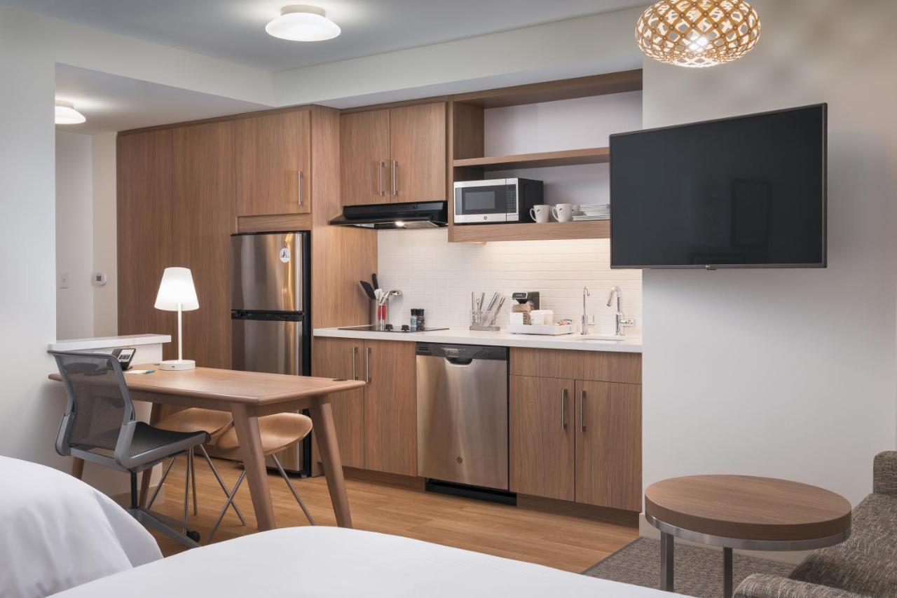 Studio, 2 Queen, Sofa bed,1361939702:JPEG