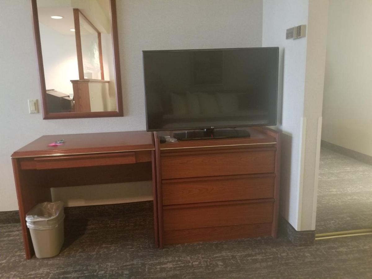 Mini Suite 2 Queen Beds