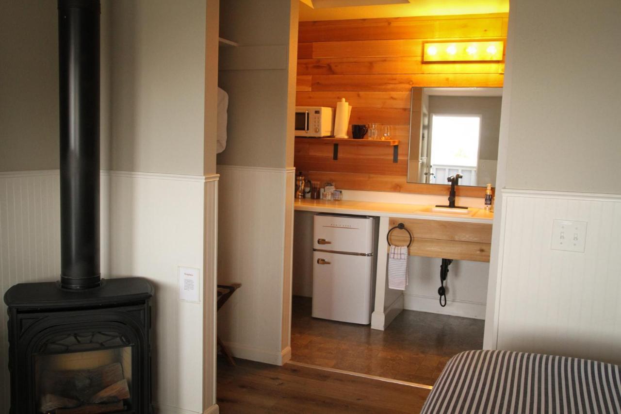 King Suite with Spa Bath - Adults Only