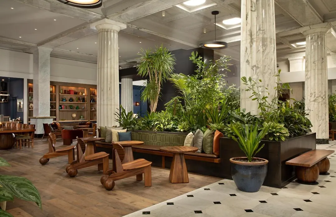 Emery Hotel, Autograph Collection-1