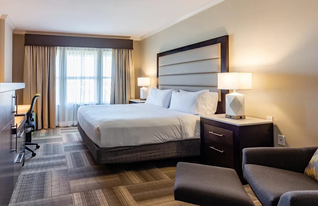 Holiday Inn Express Savannah - Historic District-1