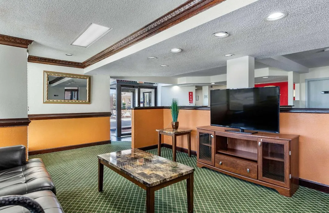 Econo Lodge Florence - Darlington-1