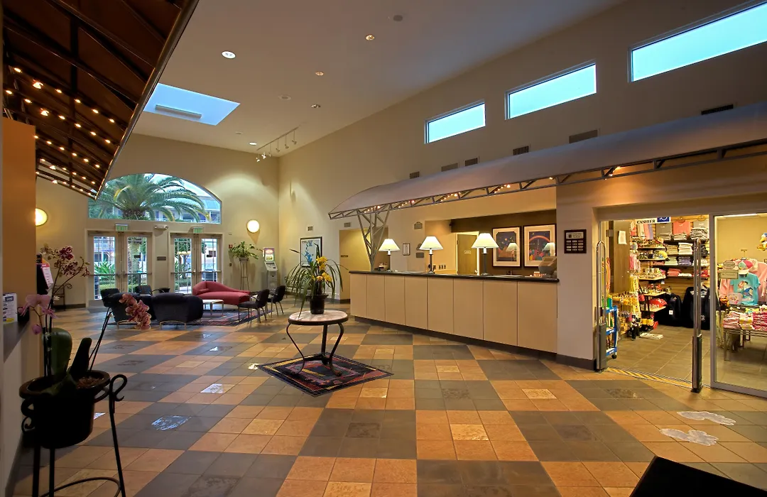 Maingate Garden Inn-1