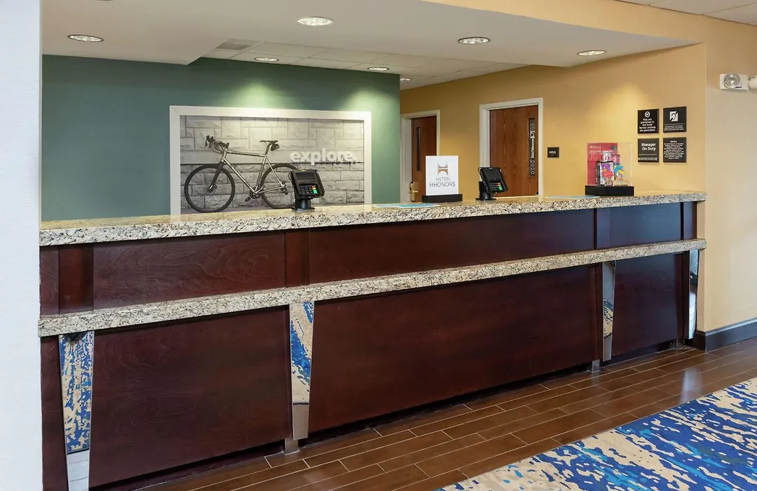 Hampton Inn East Lansing-1
