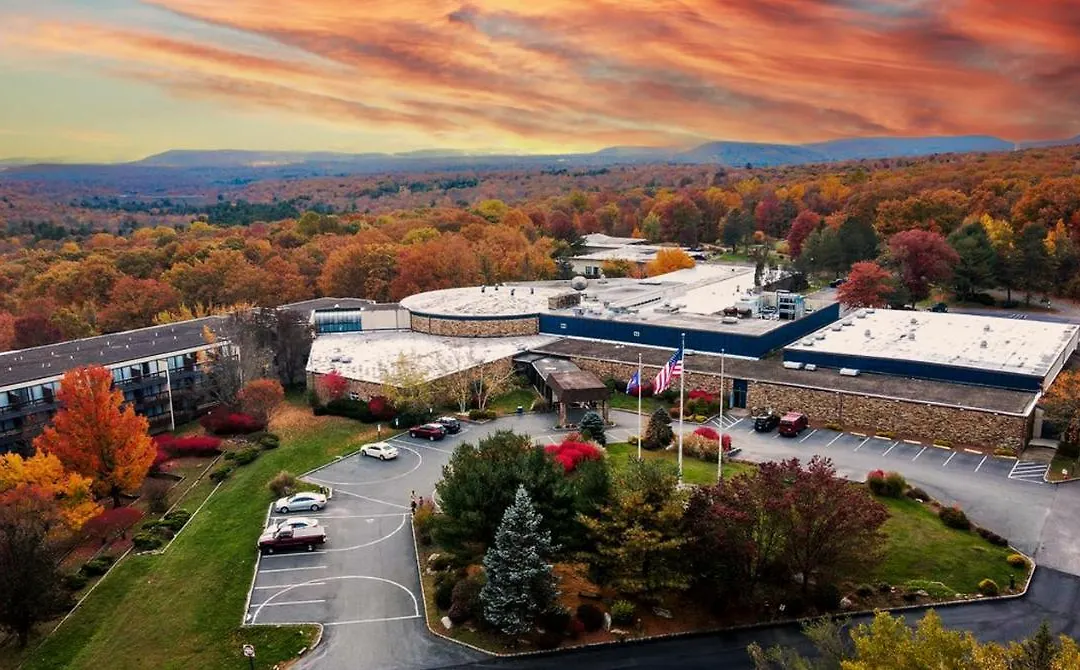 Mountain Laurel Resort-1