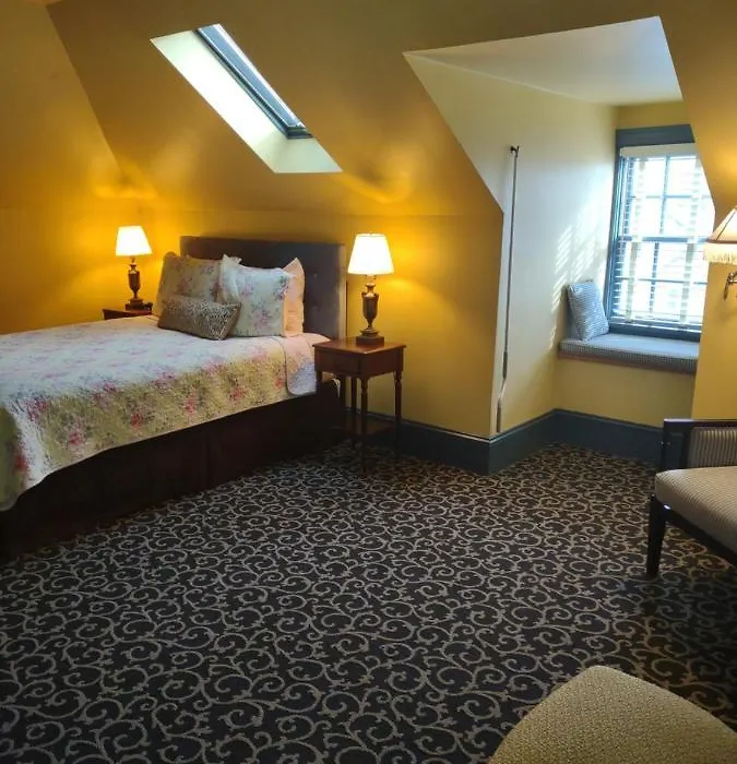The Lafayette Inn-1