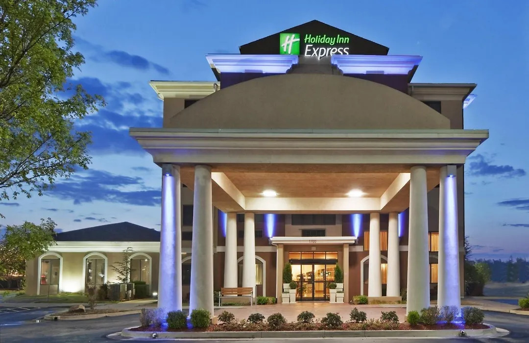 Holiday Inn Express & Suites Midwest City By Ihg-1