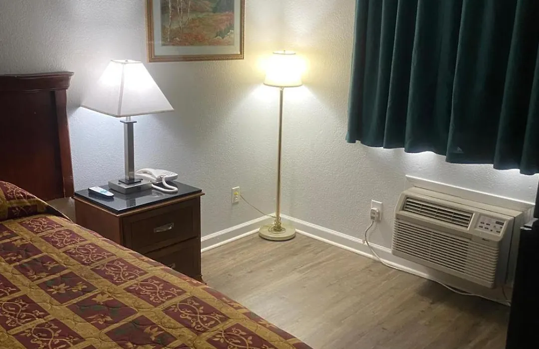 Savannah Lodge-1