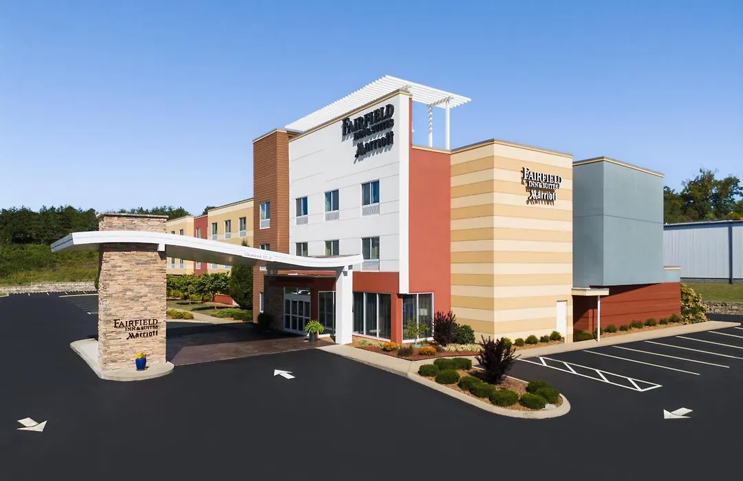 Fairfield Inn & Suites By Marriott London-1