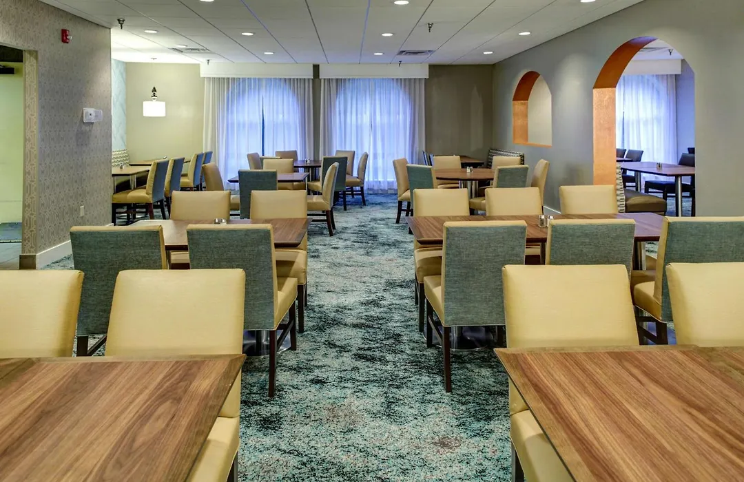 Embassy Suites Williamsburg-1