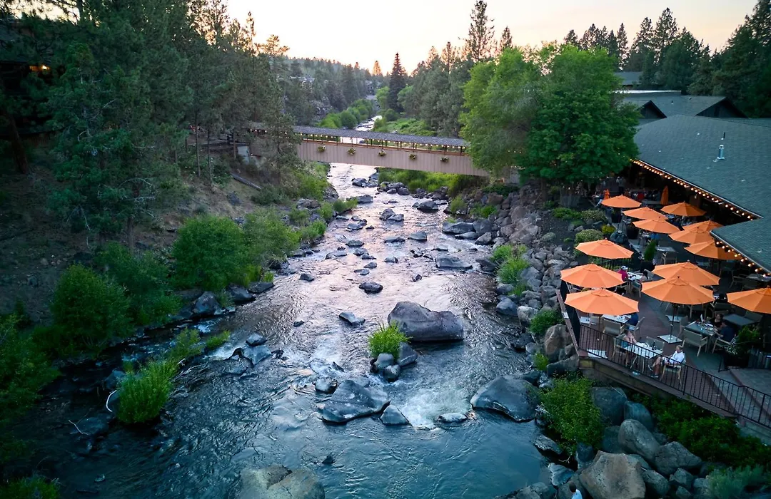 Riverhouse Lodge-1