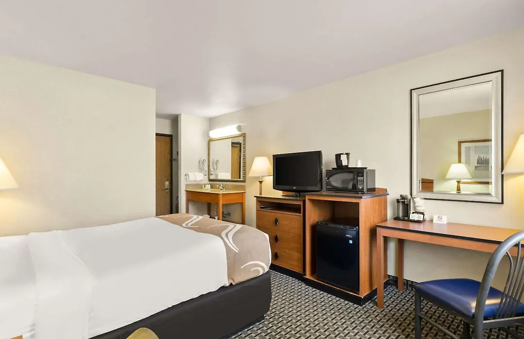 Quality Inn Cheyenne I-25 South-1
