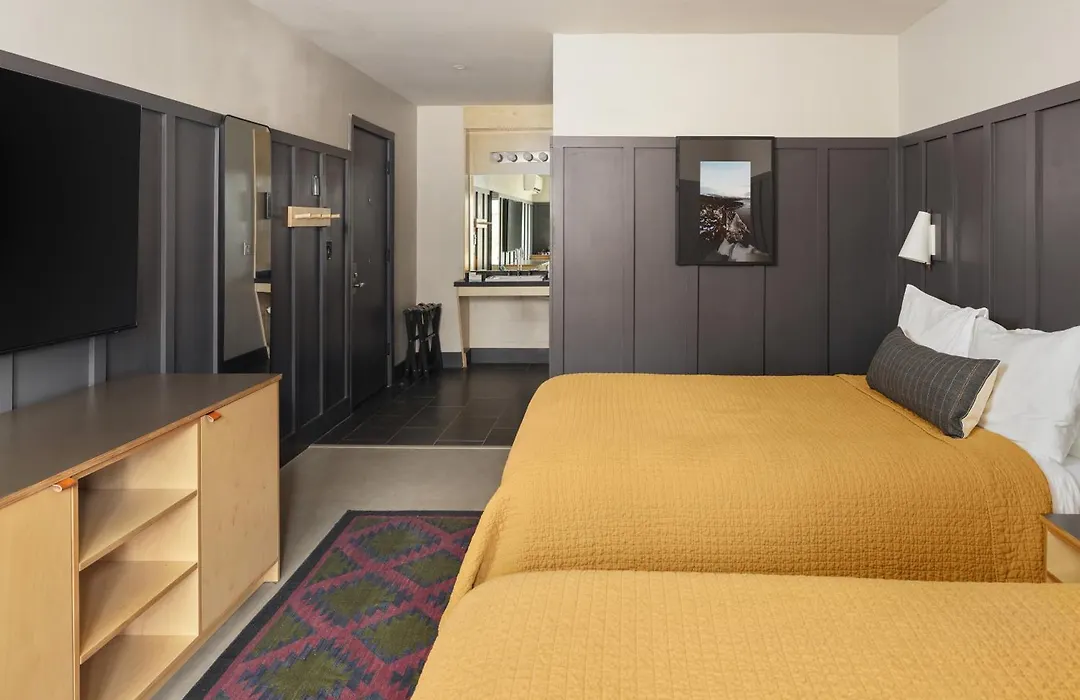 The Coachman Hotel-1