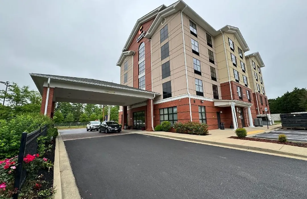 Comfort Inn & Suites Lexington Park Near Pax River-1