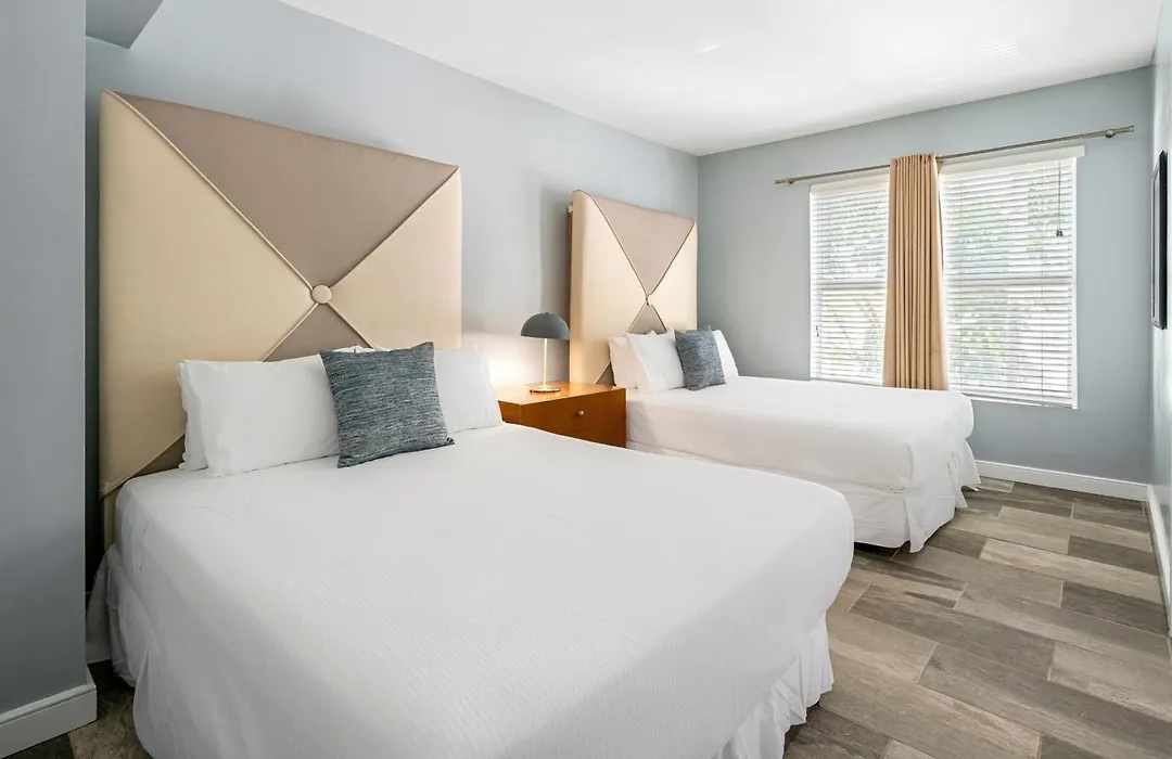 Kasa La Flora Miami Beach-1