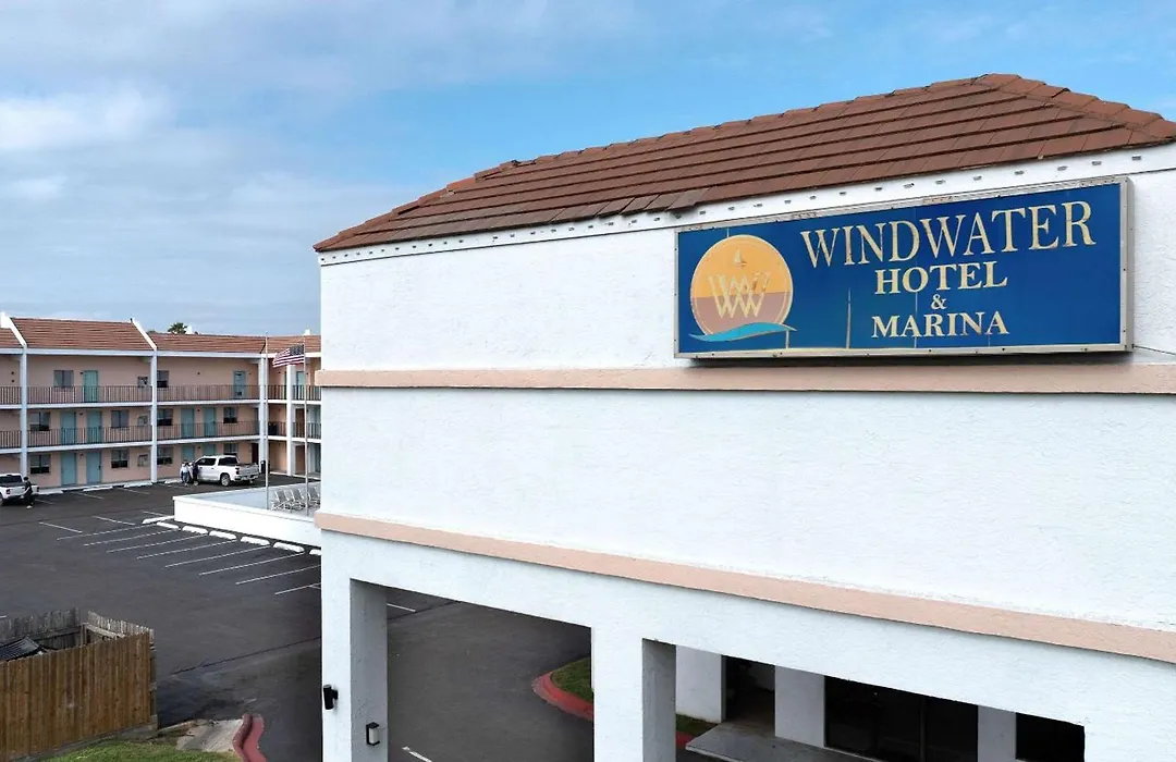 Windwater Hotel And Marina-1