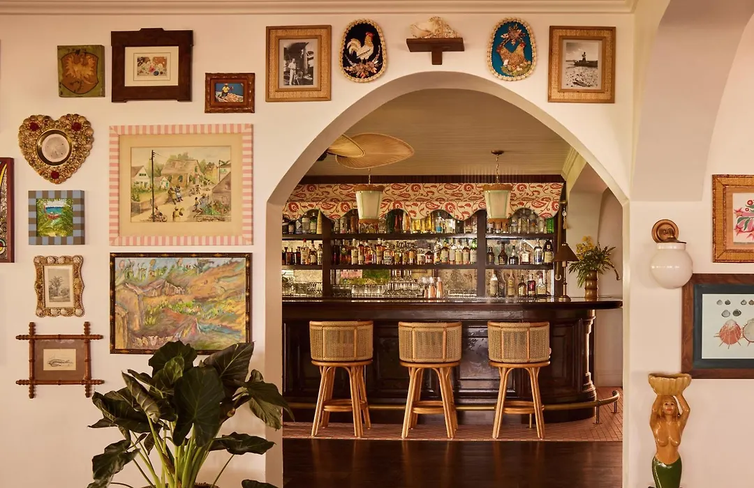 Coral Sands Inn & Cottages-1
