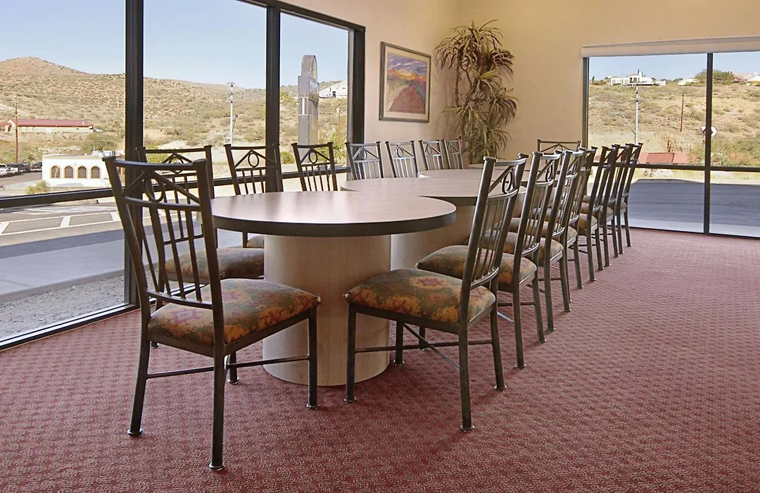 Days Inn By Wyndham Globe-1