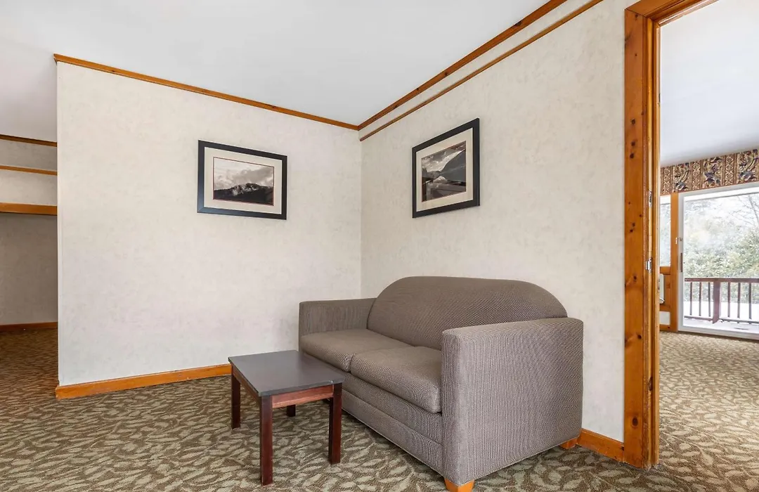 Best Western Adirondack Inn-1