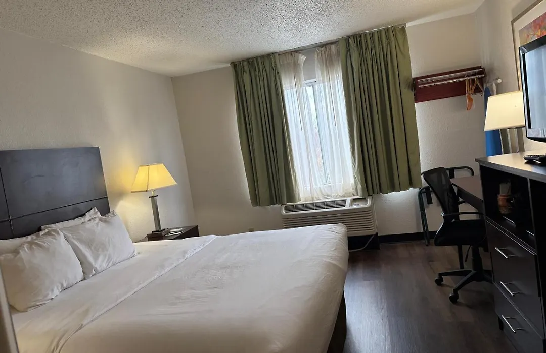 Quality Inn Newark - Wilmington-1