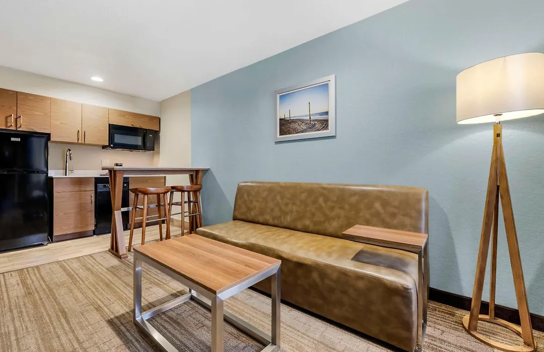 Best Western Carlsbad By The Sea-1