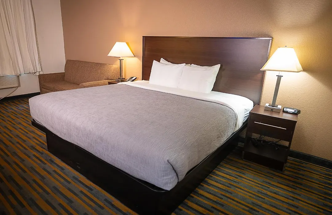 Quality Inn Noblesville-Indianapolis-1