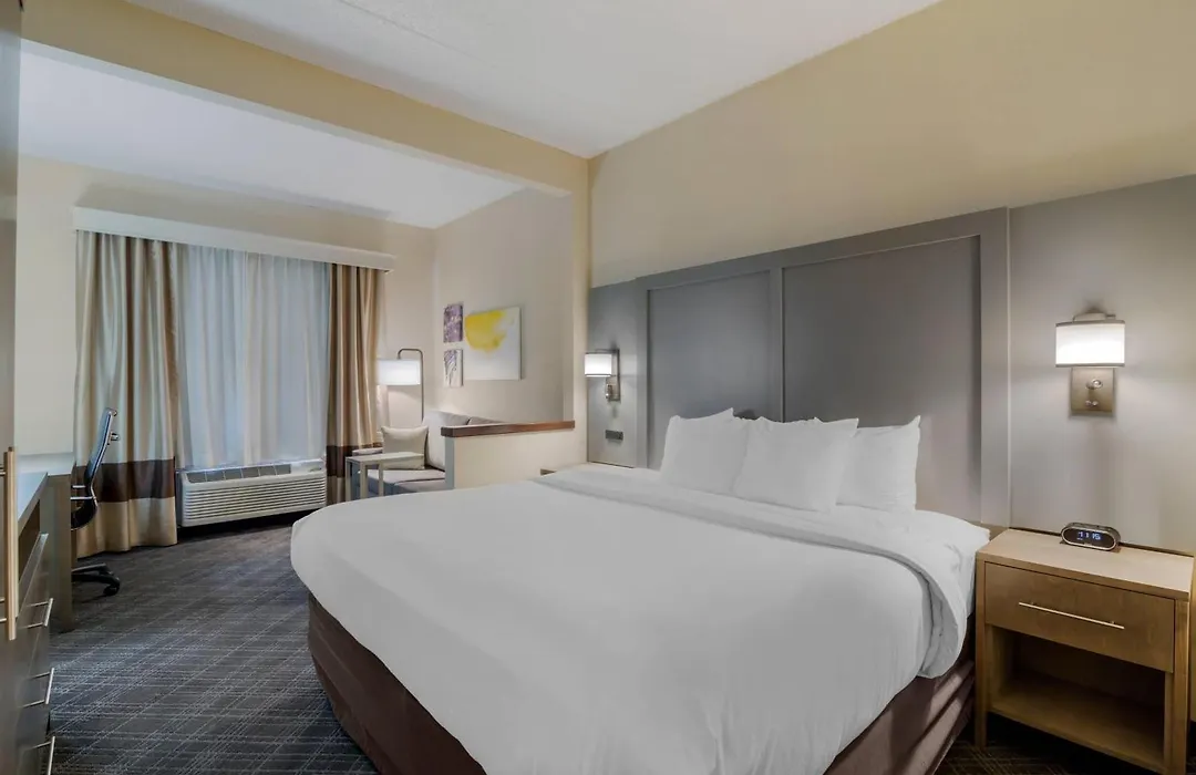Comfort Inn Bismarck-1