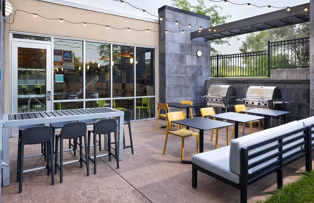 Home2 Suites By Hilton Roseville Minneapolis-1
