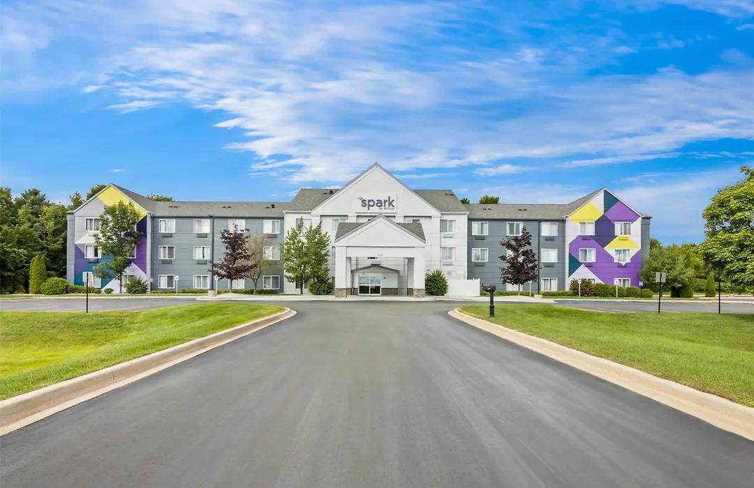 Spark By Hilton Traverse City-1