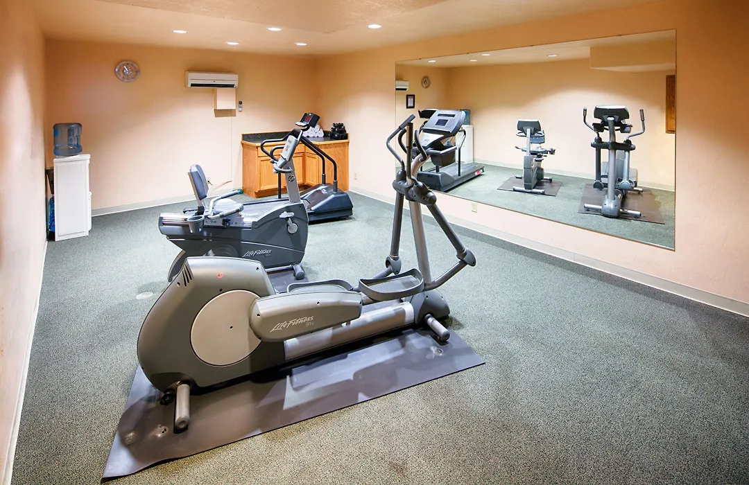 Red Lion Inn & Suites Missoula-1