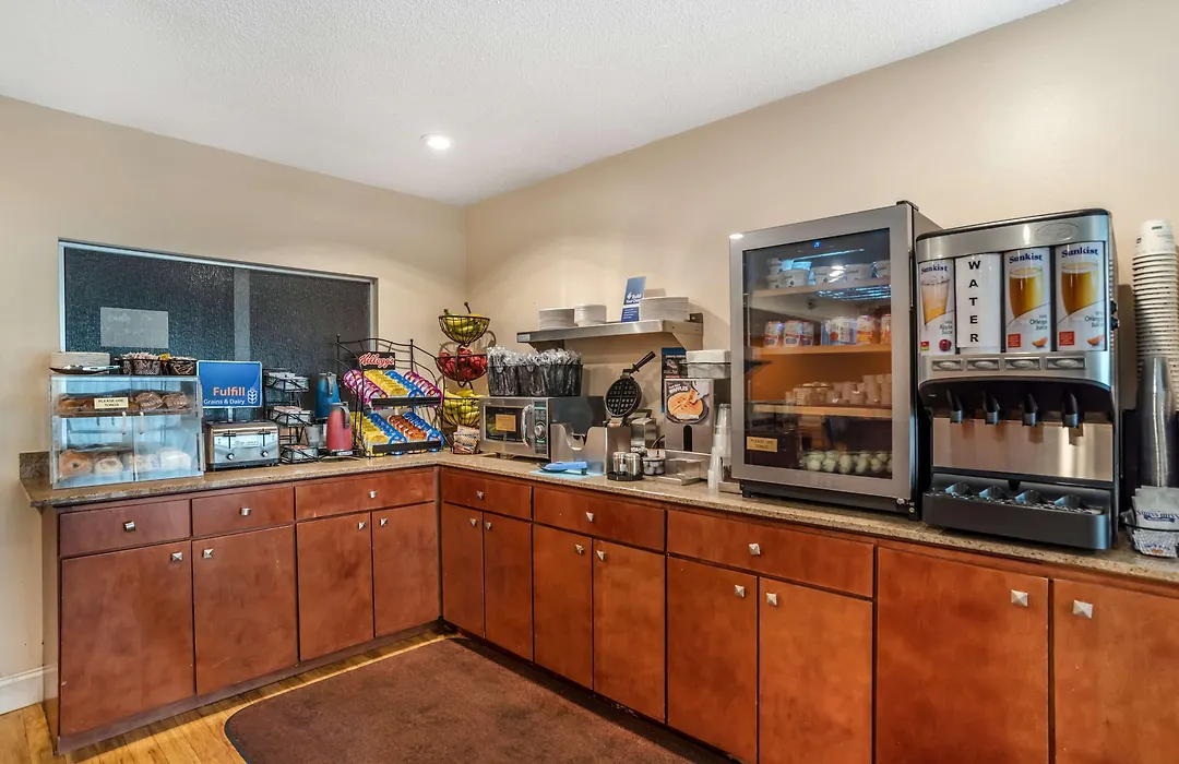 Best Western Oak Manor-1