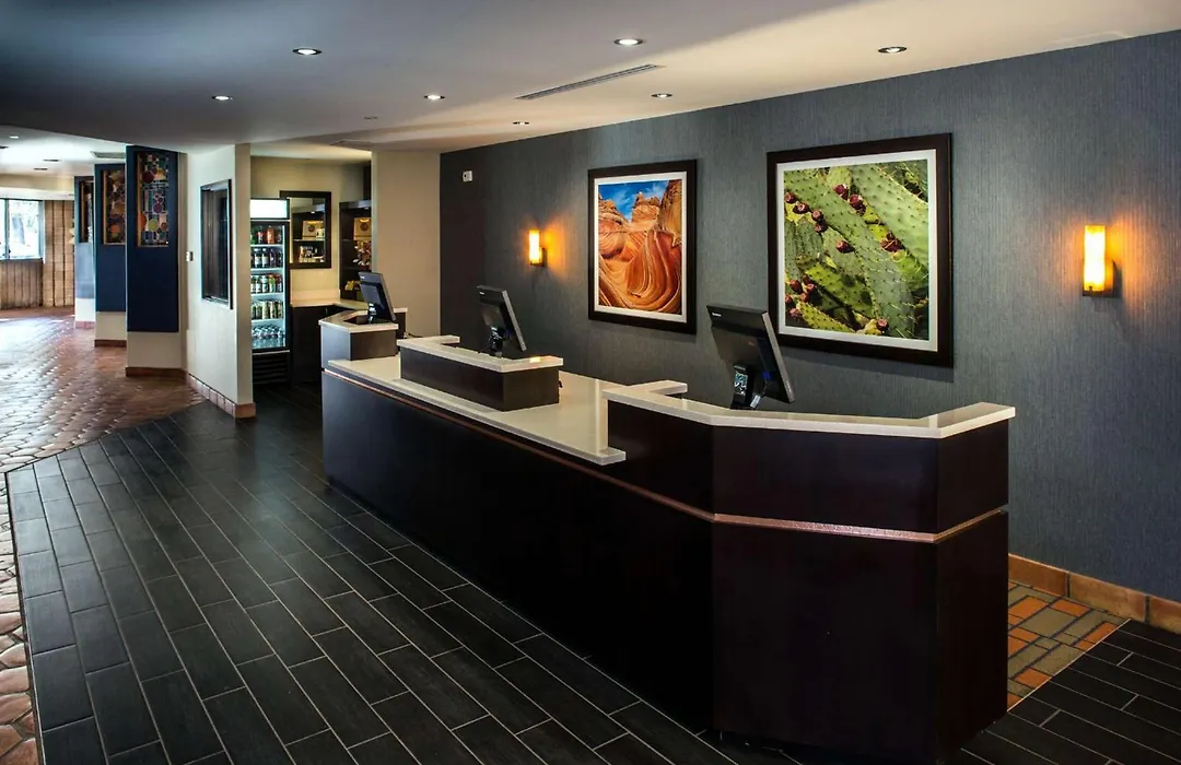 Doubletree By Hilton Phoenix- Tempe-1