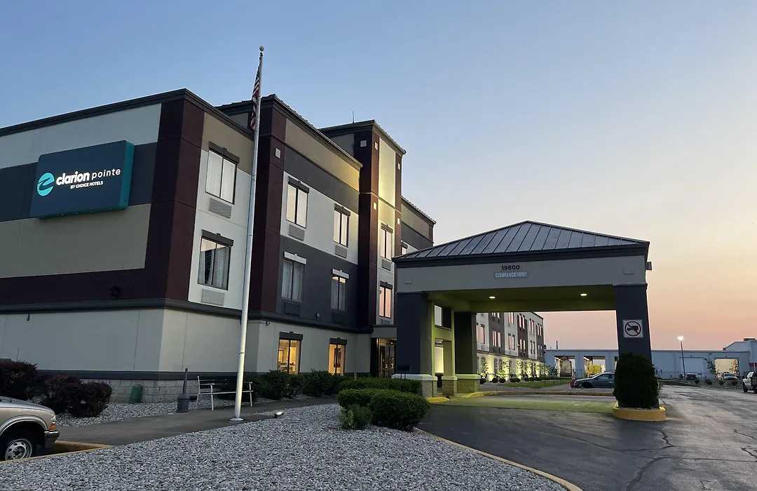 Red Roof Inn Evansville-1