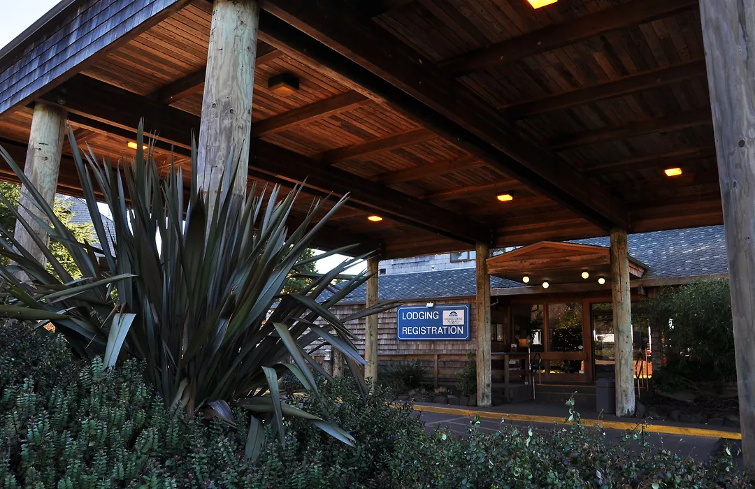 Embarcadero Resort-1