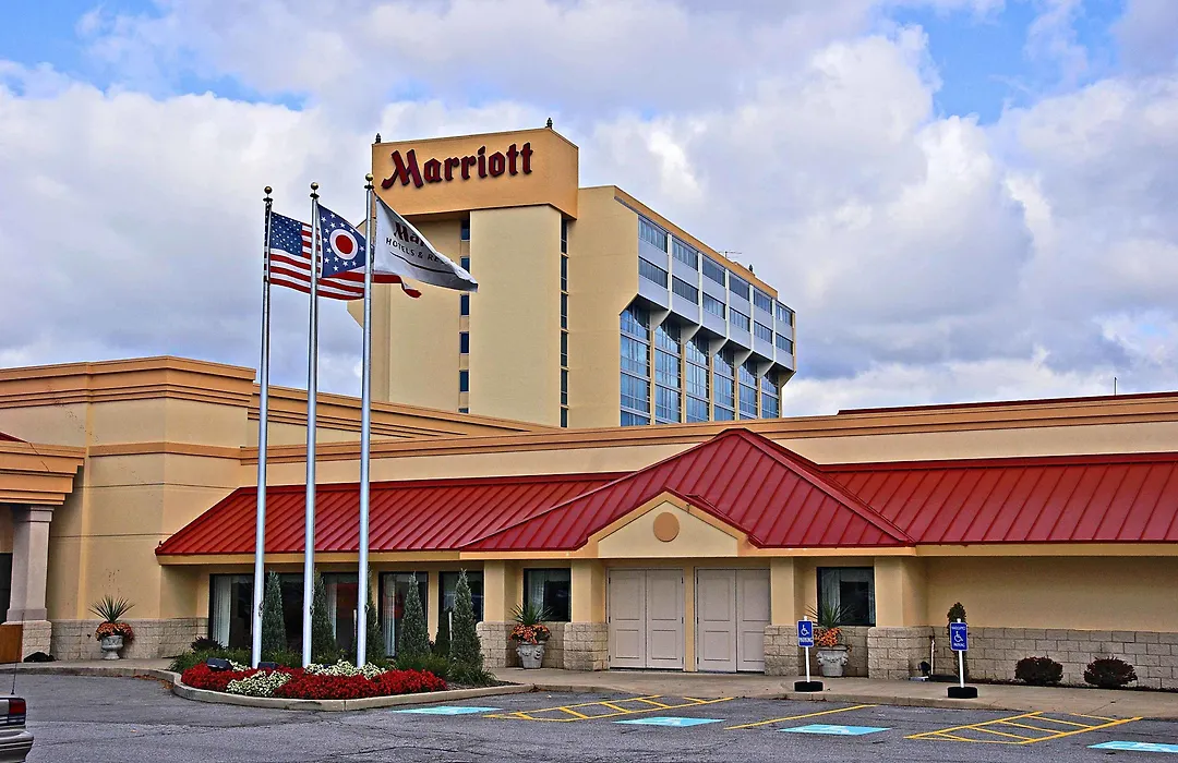 Wyndham Cleveland Airport-1