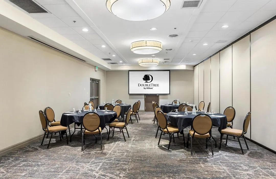 Doubletree By Hilton Roseville Minneapolis-1