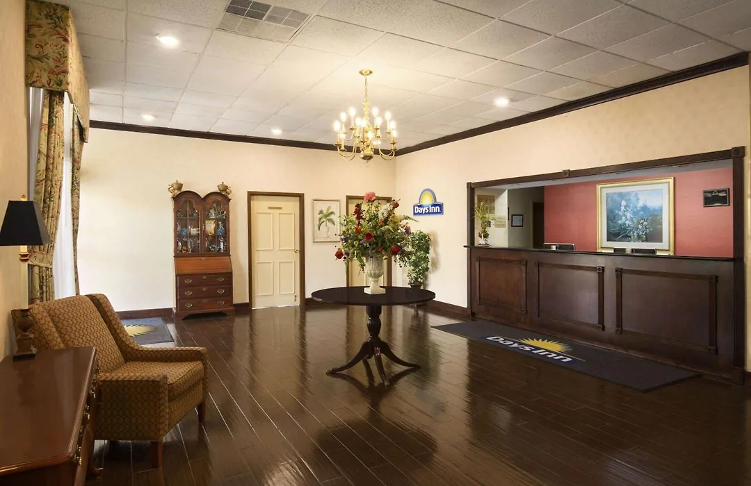Days Inn By Wyndham Rome Downtown-1