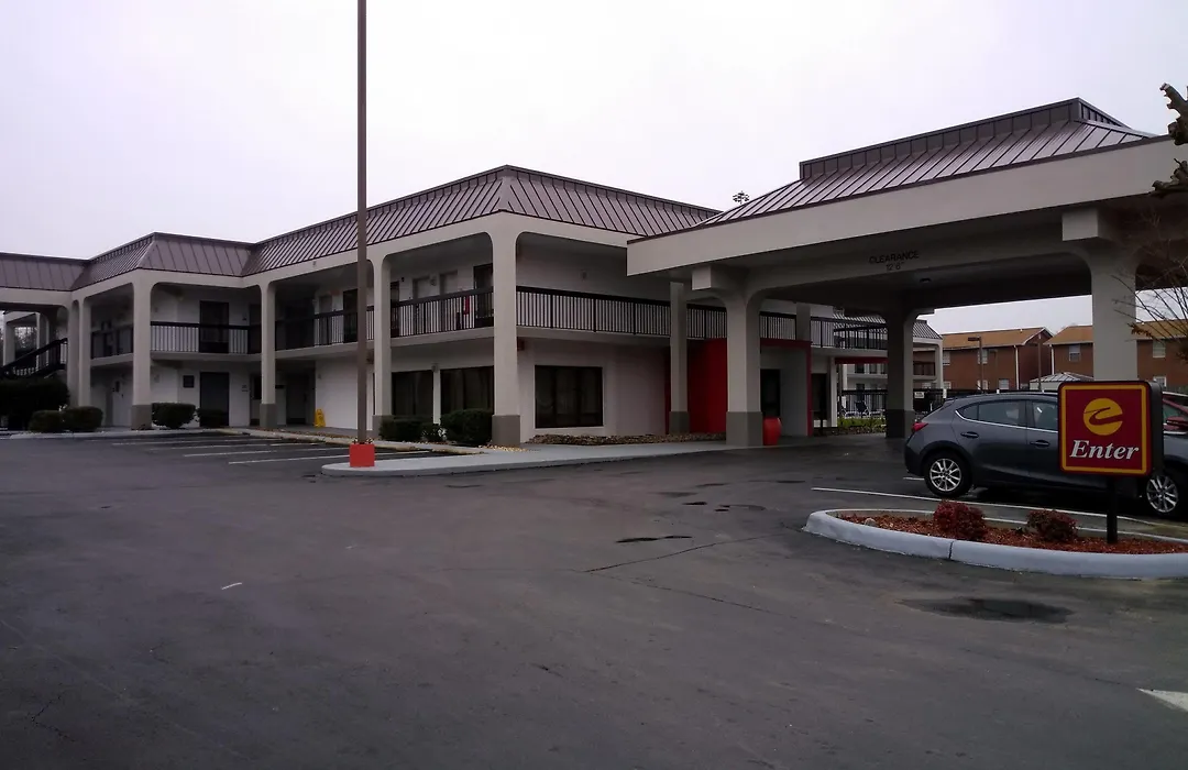Clarion Inn Cleveland Near University-1