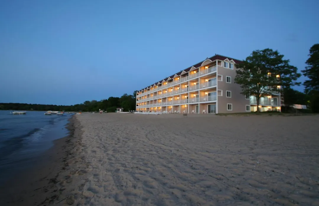 Bayshore Resort-1
