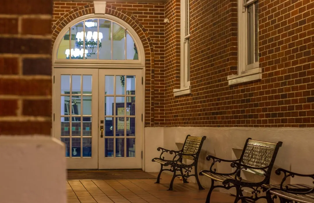 Hassayampa Inn-1