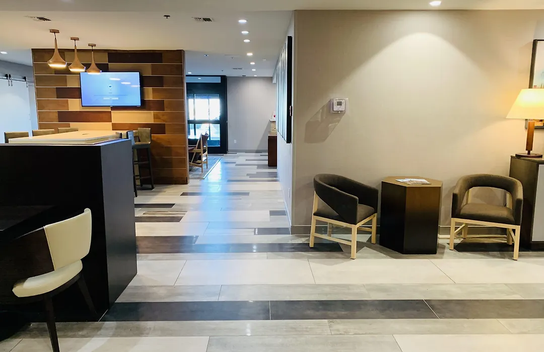 Windmill Suites Surprise - Phoenix, An Ascend Collection Hotel-1