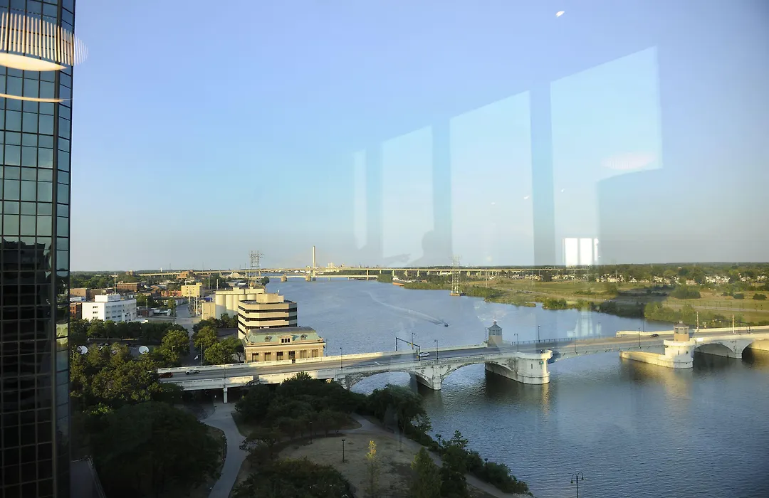 Renaissance Toledo Downtown Hotel-1