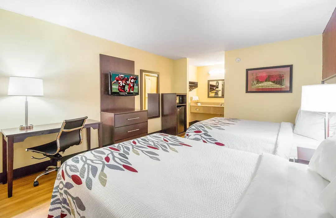 Red Roof Inn Clarksville-1