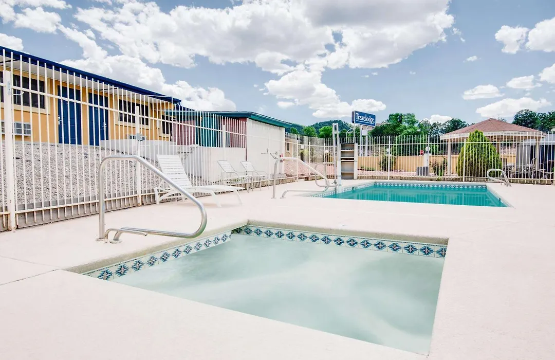 Travelodge By Wyndham Ruidoso-1