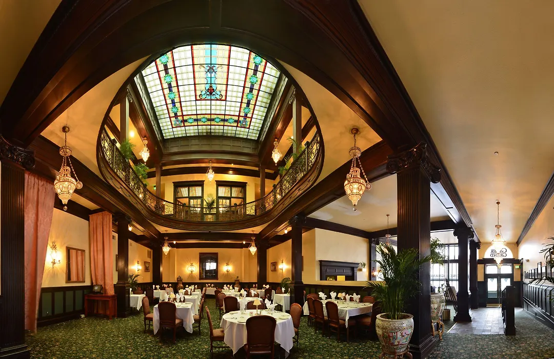 Geiser Grand Hotel-1